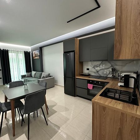 Gael Luxury Apartment 베라트 외부 사진