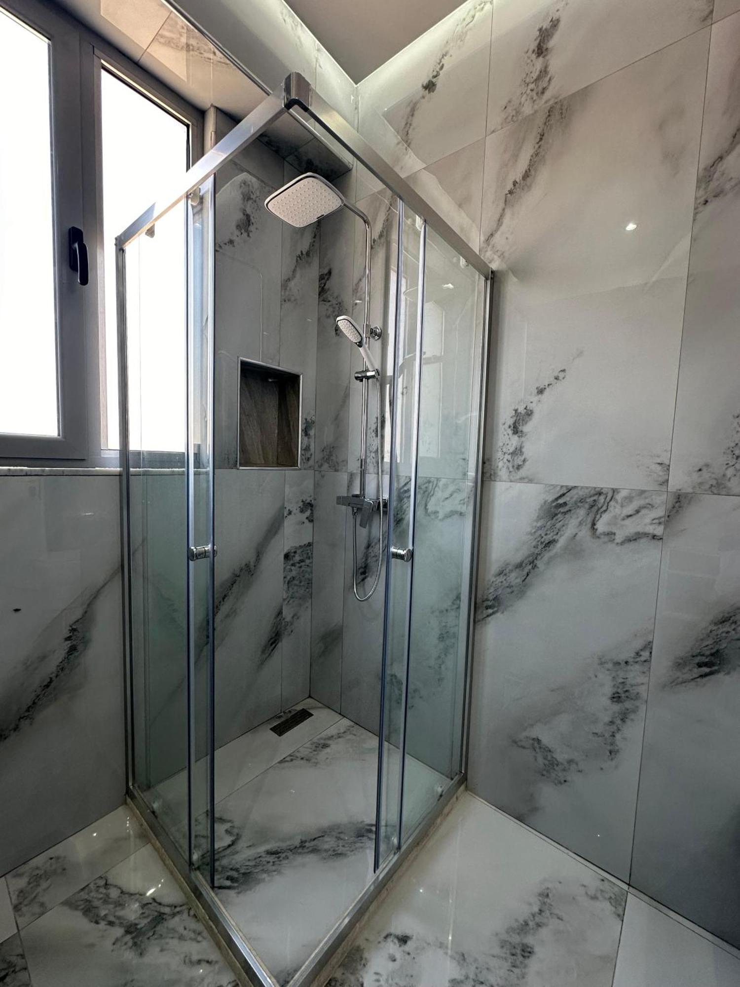 Gael Luxury Apartment 베라트 외부 사진